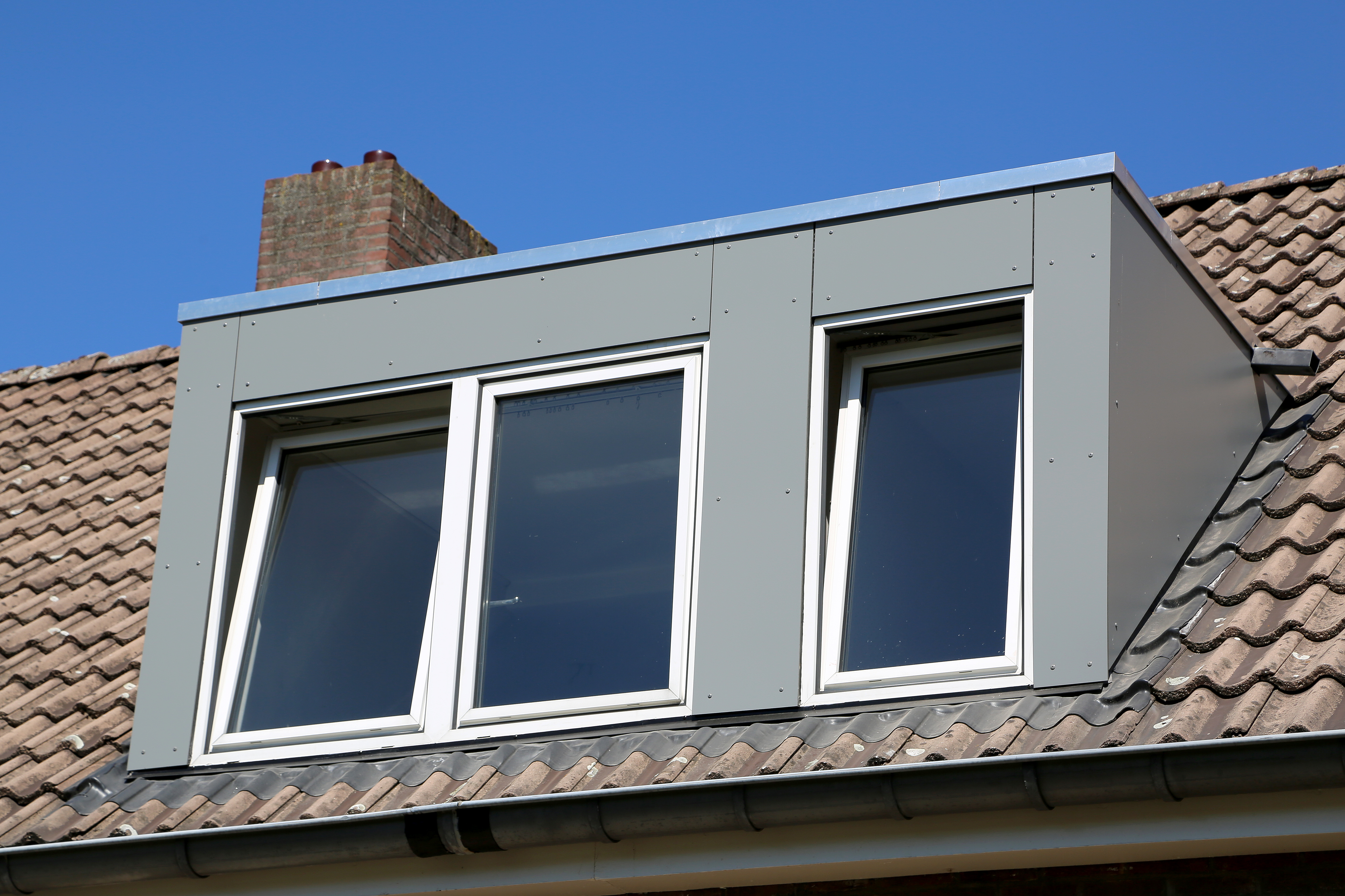 Trespa® Izeon Grijs Dakkapel